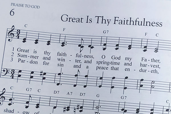 Large Print Hymnals